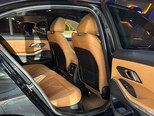 BMW 330e-16