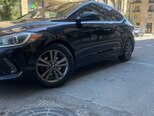 Hyundai Elantra-8