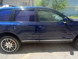 Volkswagen Touareg-2