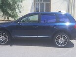 Volkswagen Touareg-3