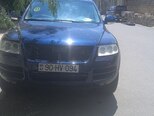 Volkswagen Touareg-1