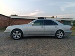Mercedes E 240-3