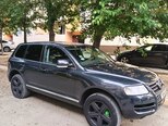 Volkswagen Touareg-11