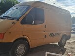 Ford Transit-3