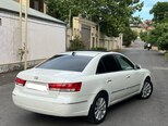 Hyundai Sonata-4