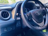 Toyota RAV4-8