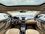 Hyundai Elantra-14