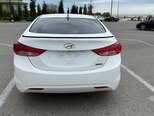 Hyundai Elantra-11