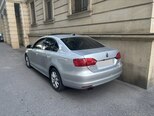 Volkswagen Jetta-3