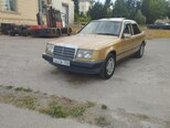 Mercedes 260 E-15