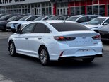 Hyundai Sonata-6