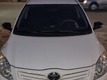 Toyota Auris-1