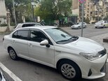 Toyota Corolla Axio-4