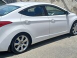 Hyundai Elantra-8