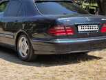 Mercedes E 280-3