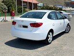 Hyundai Elantra-4