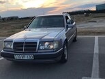 Mercedes 220 E-2