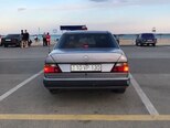 Mercedes 220 E-6