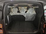 Land Rover Defender-21