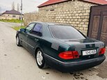 Mercedes E 280-3