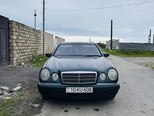Mercedes E 280-8