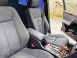 Mercedes E 280-11