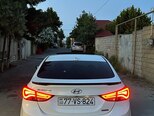 Hyundai Elantra-3