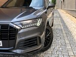 Audi Q7-2