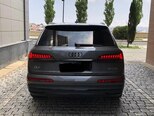 Audi Q7-4