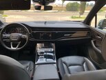 Audi Q7-5