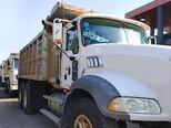 Mack Granite-2