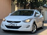 Hyundai Elantra-3