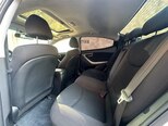 Hyundai Elantra-11