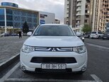 Mitsubishi Outlander-1