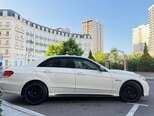 Mercedes E 250-7