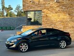 Hyundai Elantra-4