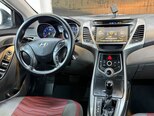Hyundai Elantra-7