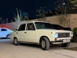 LADA (VAZ) 21011-1