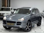 Porsche Cayenne-1