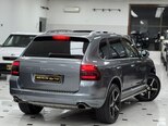 Porsche Cayenne-7
