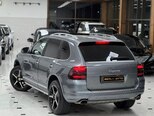 Porsche Cayenne-12