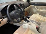 Volkswagen Jetta-10