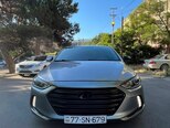 Hyundai Elantra-2