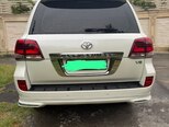 Toyota Land Cruiser-2