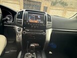Toyota Land Cruiser-6