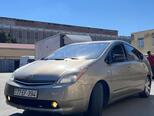 Toyota Prius-2
