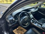 Lexus IS 250-8
