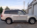 Mitsubishi Pajero-10
