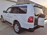 Mitsubishi Pajero-8