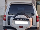 Mitsubishi Pajero-11